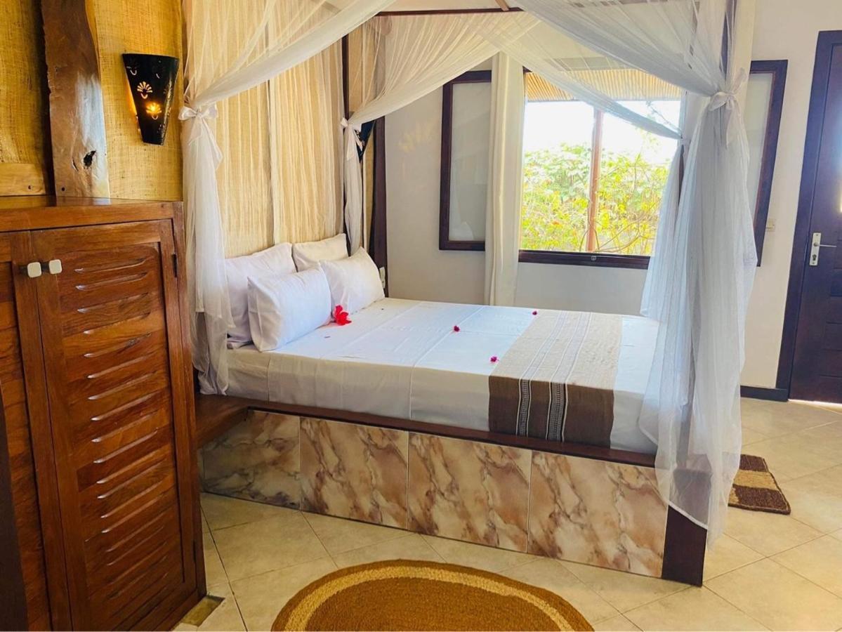 Le Jardin Exotique Hotel Antsiranana Exterior photo